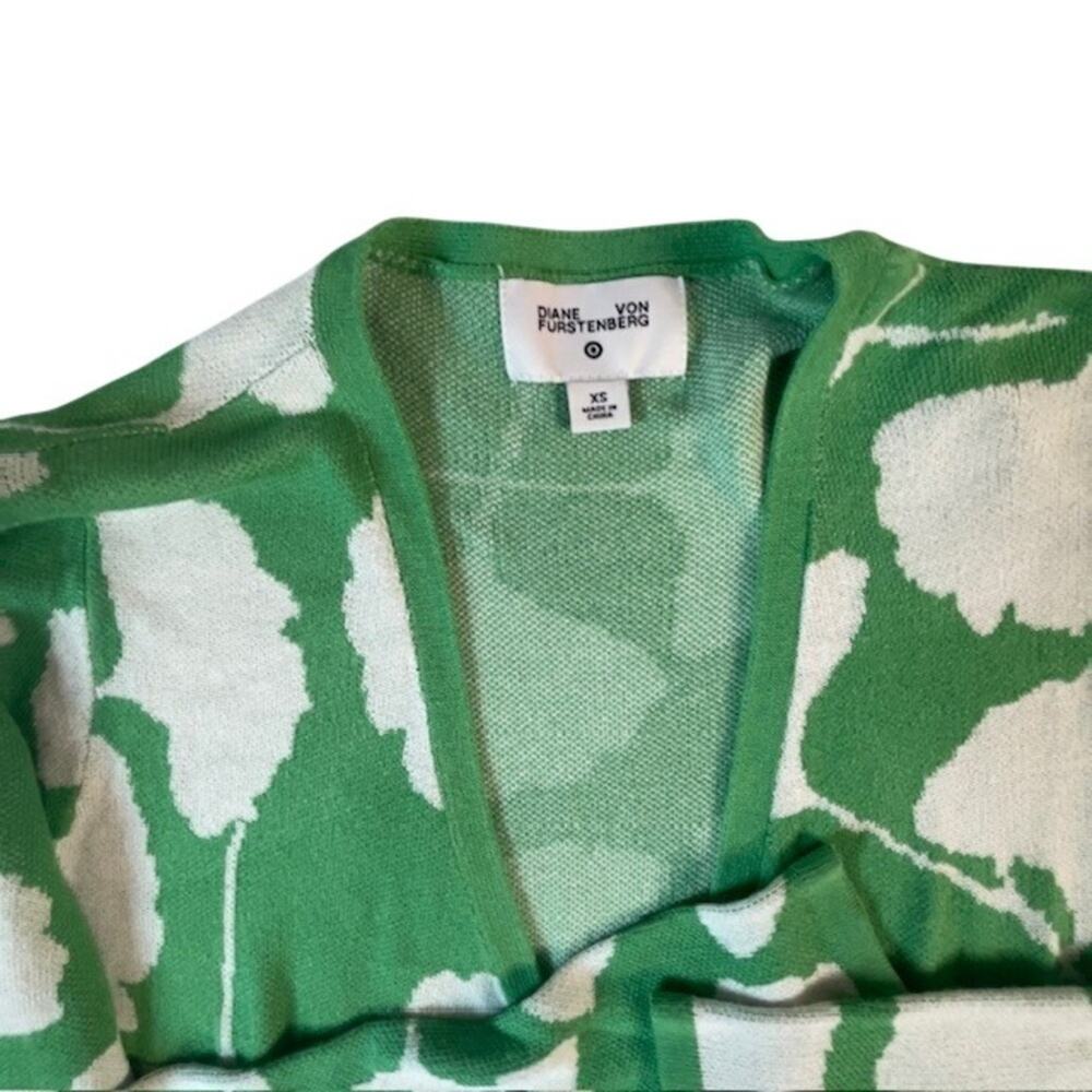 Diane von Furstenberg Wrap Top Pant Set Green Leaf Print Resort Quiet Luxury - Picture 5 of 14